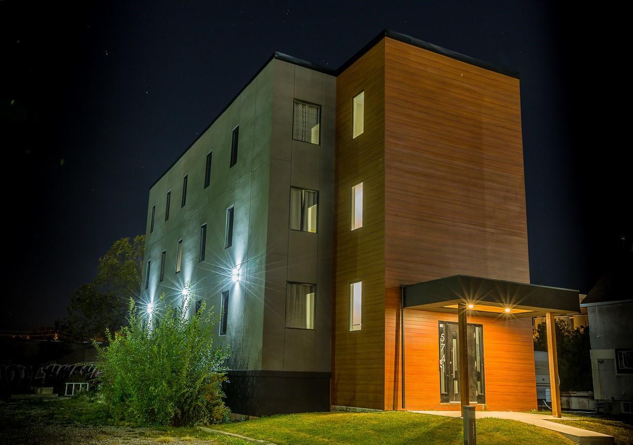 Clifton Hill Condos 3B Ниагара-Фолс Экстерьер фото